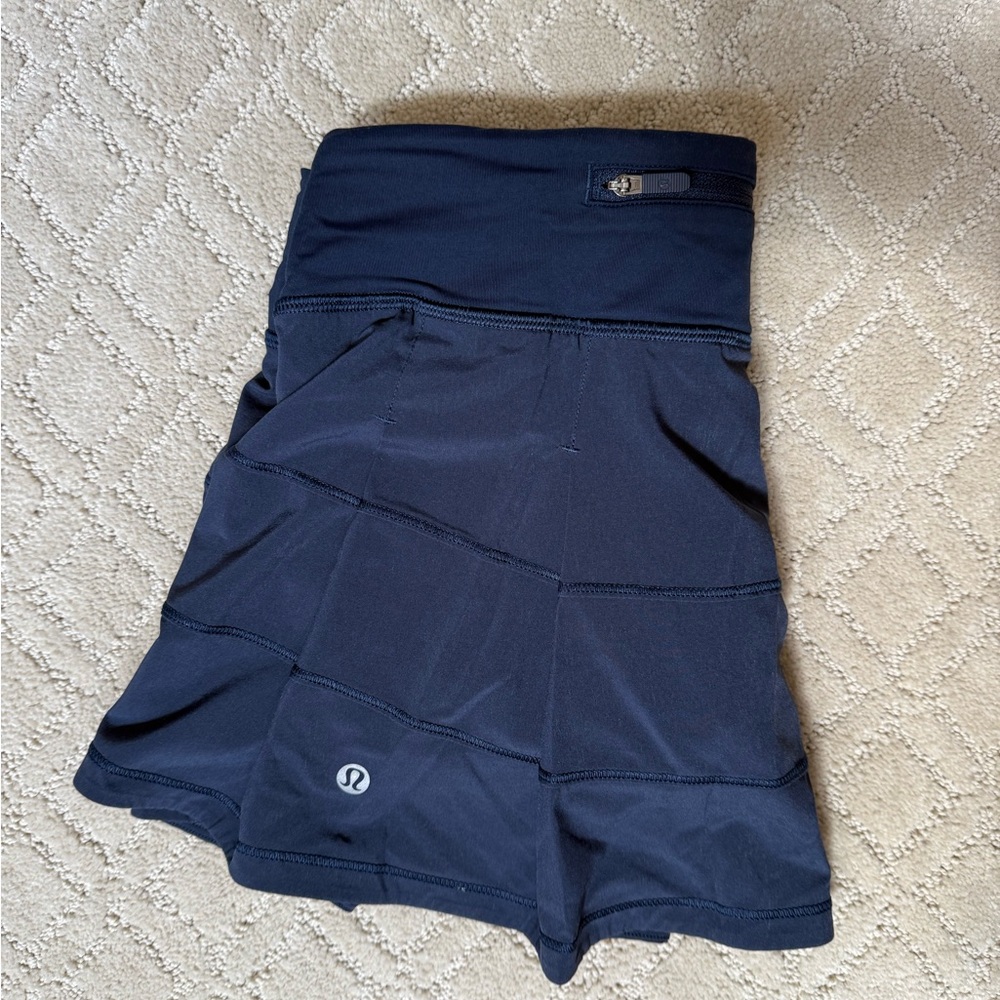 Lululemon Mid-Rise Pace Rival Skirt